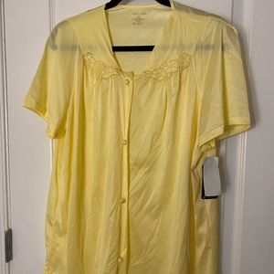 Vanity Fair Sleepwear Shirt